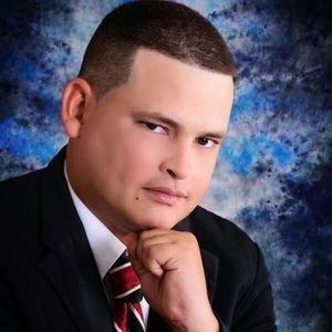 Meet your Posher, Jose marcos